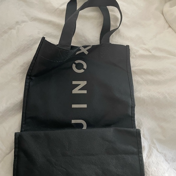 Authentic ladies Equinox T-shirt - Picture 3 of 3